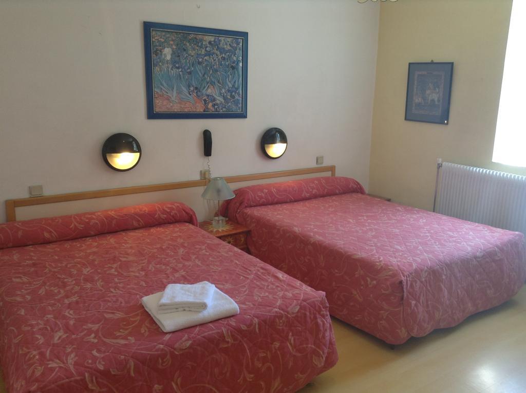 Hotel Acapulco Montpellier Habitación foto